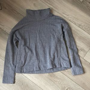 Vineyard Vines High Neck Sweatshirt